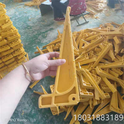 2021歡迎訪問 龍巖復合玻璃鋼支架 實業(yè)集團